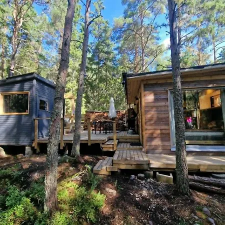 Casa Vuorinen,forest W,sauna & Private Patio Koponby