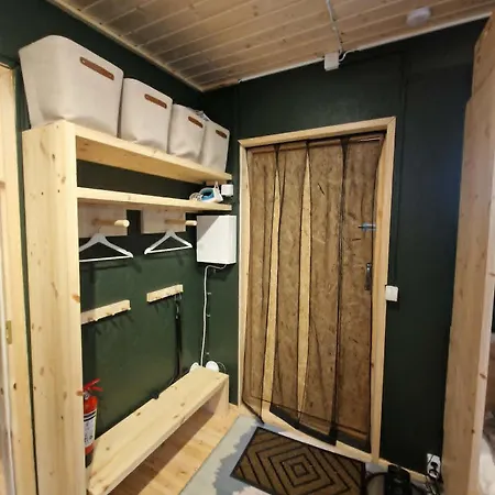 Casa Vuorinen,forest W,sauna & Private Patio Chalet